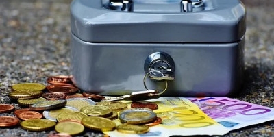 基金定投每月最少投多少 每个月投100可以吗_https://www.dong10.com_基金_第1张